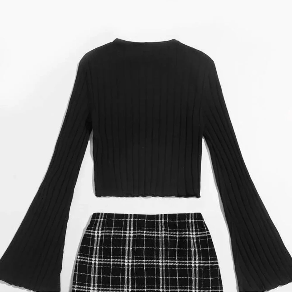 Ribbed/ruffled top - Picture 2 of 5